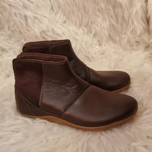 Ahnu ankle boots
